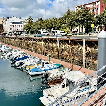 The Cliffs A Ribeira - Pampillosa *